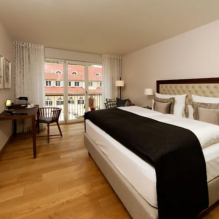 Waldhotel Hotel 4*