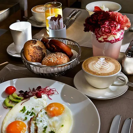 Waldhotel Hotel 5*