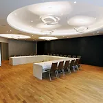 Waldhotel מלון 5*